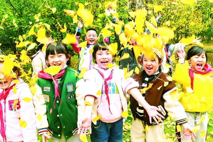 淮安市小学生走进大自然感受美丽家乡